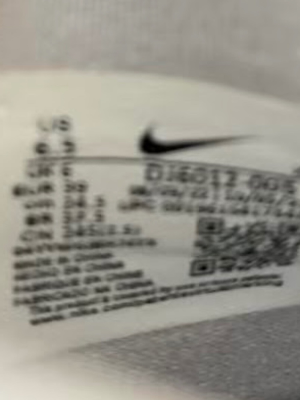 Nike Kyrie Low 5 Size 6.5 - Excellent Tread no laces